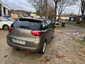 Iberia Auto Garage Saint Ave IMG 1277