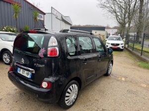 Iberia Auto Garage Saint Ave IMG 2690