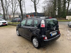 Iberia Auto Garage Saint Ave IMG 2691