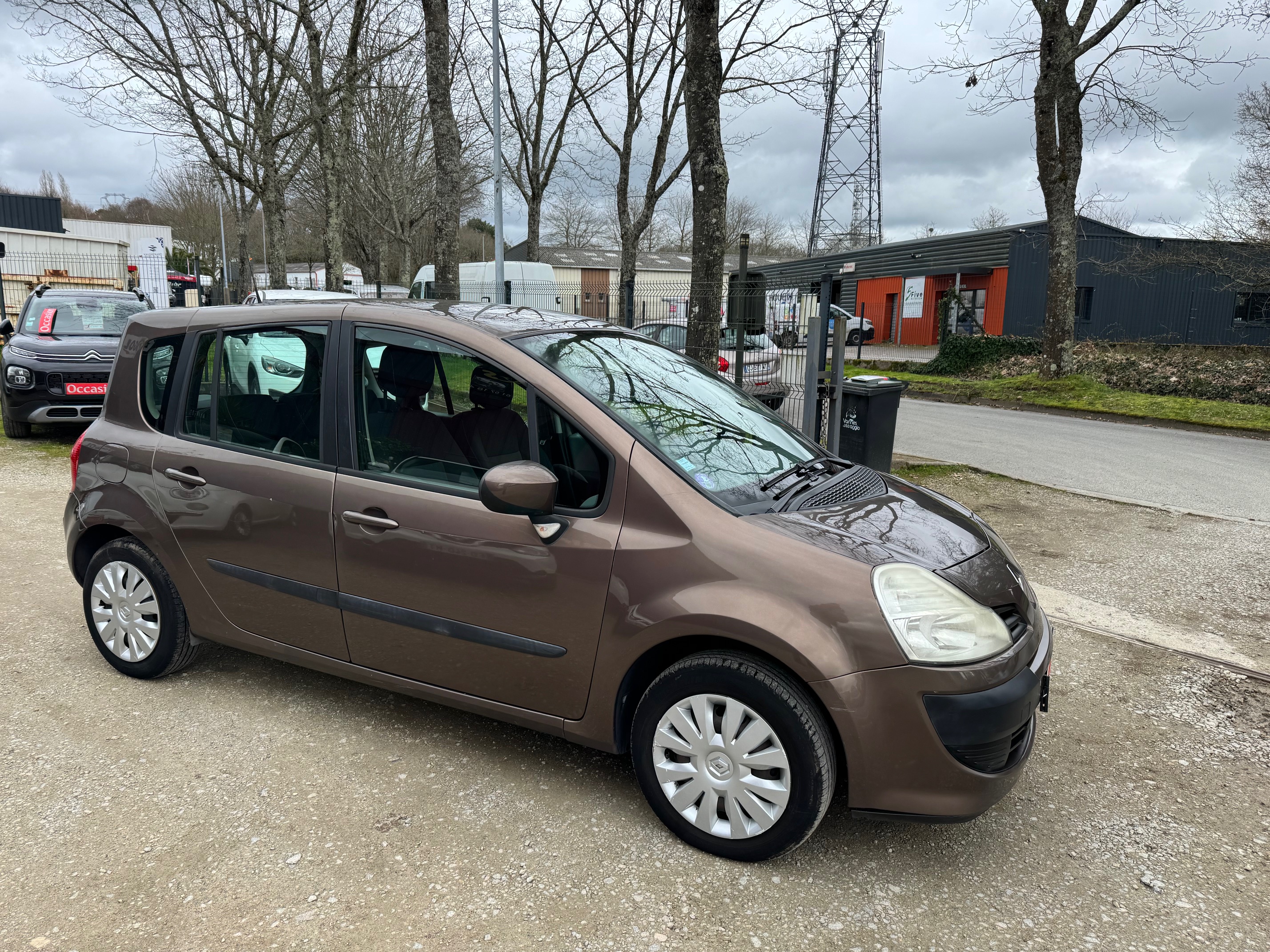 Iberia Auto Garage Saint Ave IMG 2985