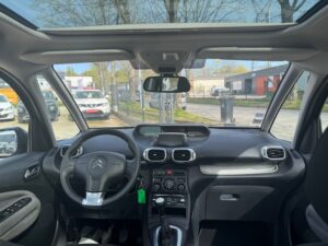 Iberia Auto Garage Saint Ave IMG 3413